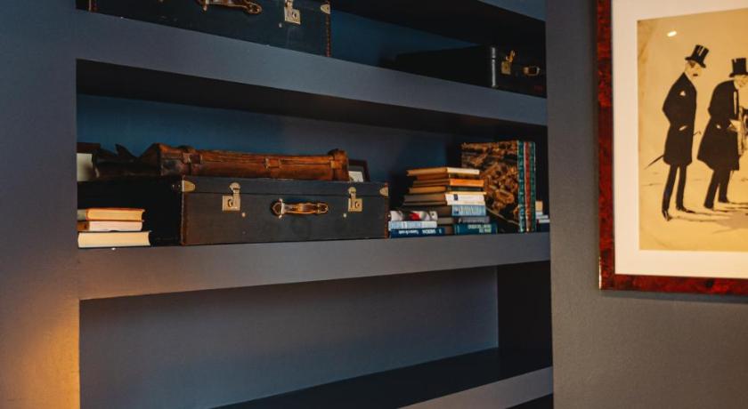 Image of Superior Suite 13