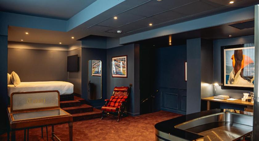 Image of Superior Suite 4