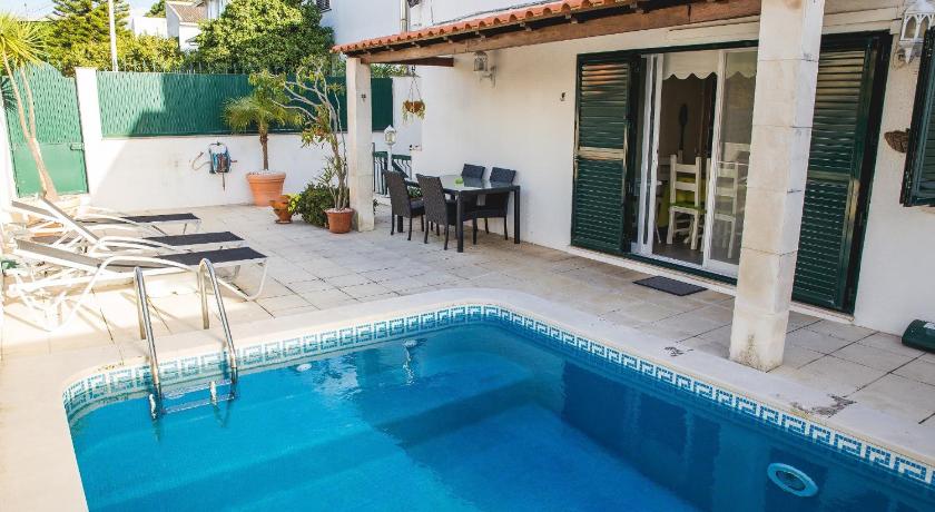 Help Yourself Hostels - Carcavelos Coast