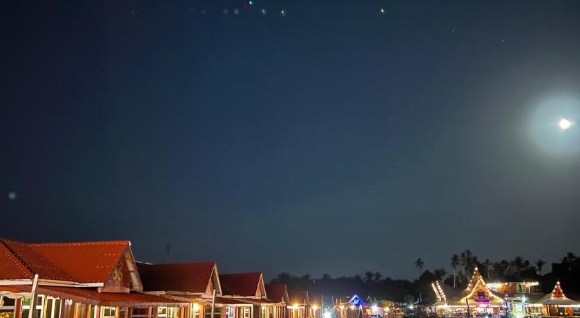 Image of One-Bedroom Chalet 2