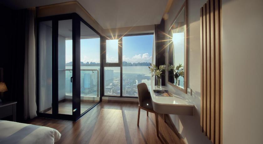 Image of Executive Suite Sea View 0