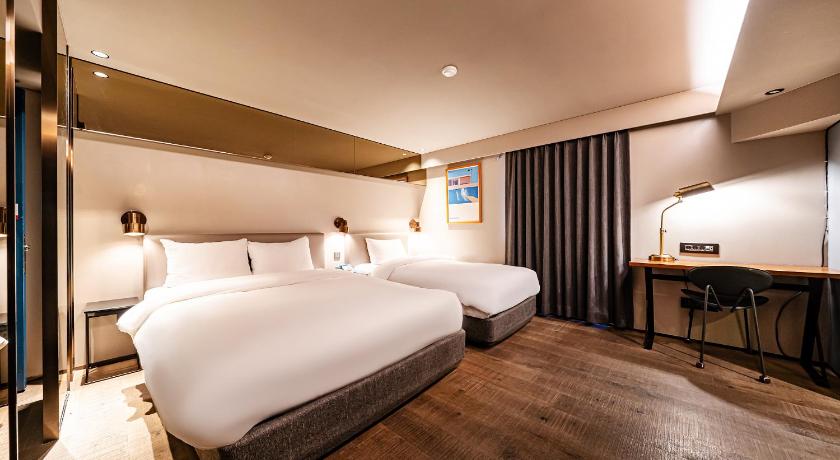 Sillim Dominique  Hotel - image 4