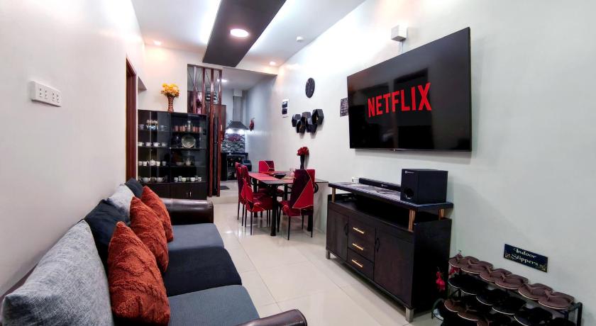 SNOW Apartment - Near Clark International Airport and Dinosaurs Island