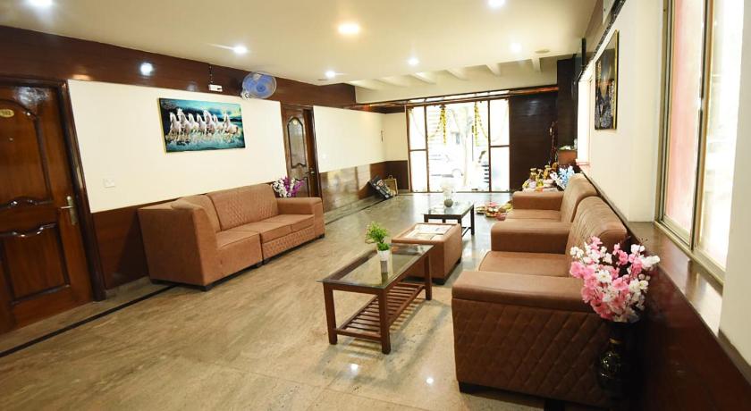 Laavish 7 Hotel – Bangalore, MN