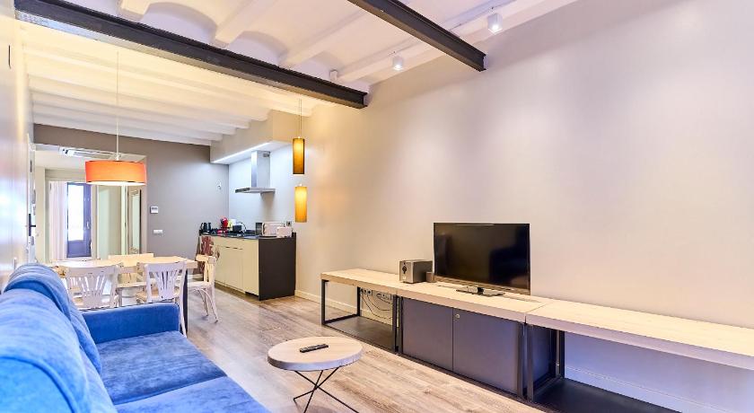 Apartamentos Montserrat by gaiarooms - image 3