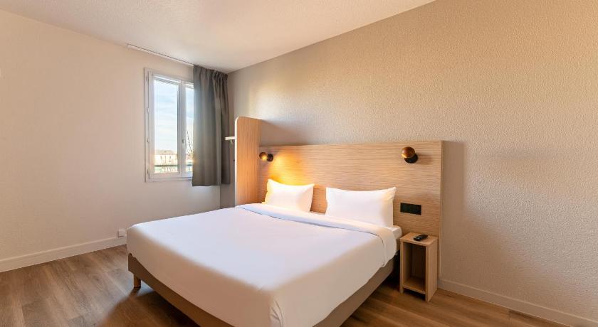 صورة Standard Room - 1 Queen Bed 3