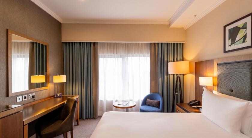 Image of Queen Superior Room 5