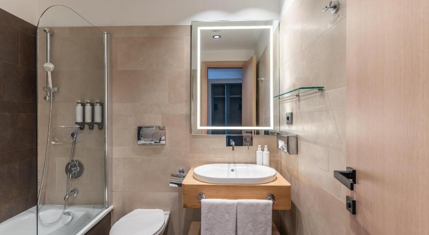 Image of Double Room 5