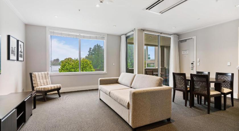 Image of King Junior Suite 6