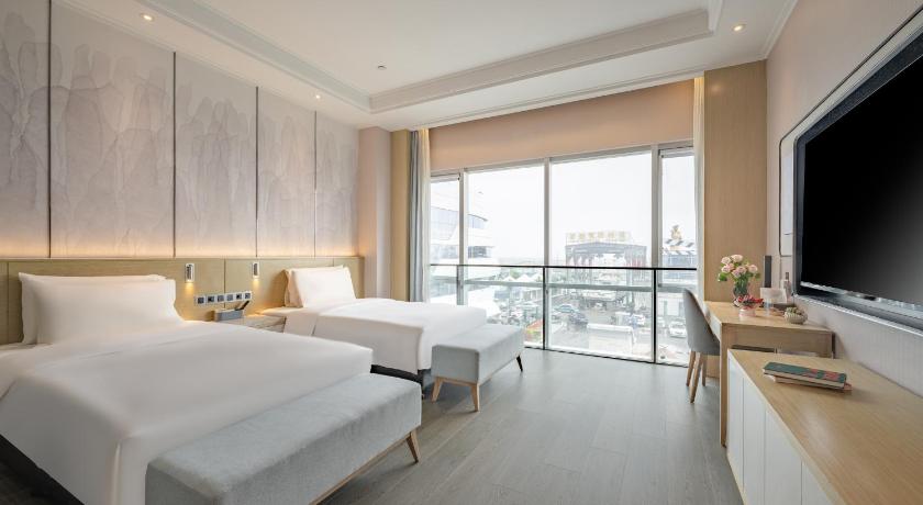 Atour S Hotel Qingdao May Fourth Square Xiaomai Island Seaview - image 26