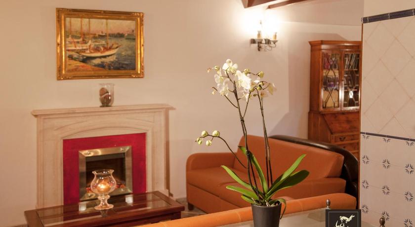 Eco Hotel con encanto Masia la Mota B&B photo