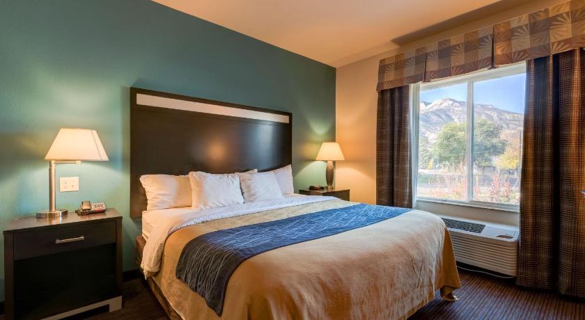 GRAND VISTA HOTEL-PARACHUTE photo