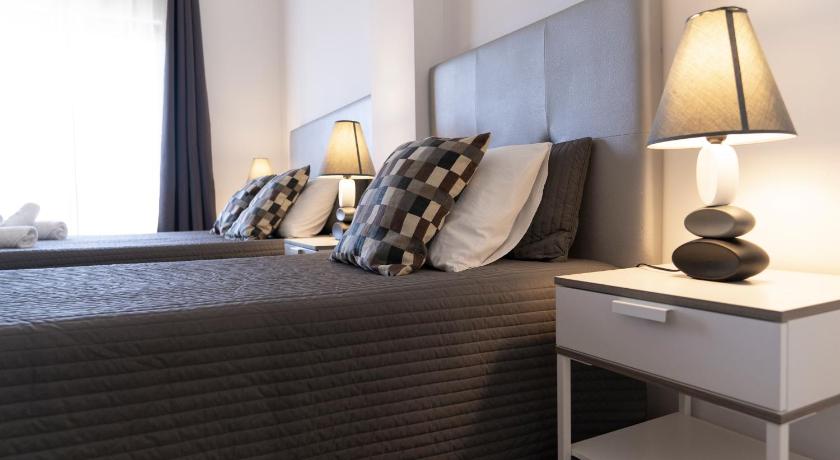 Image of Family Room 6