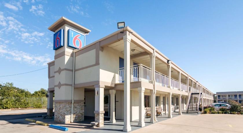Motel 6-Wichita Falls, TX - North
