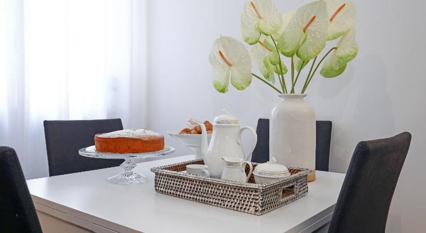 Image of Apartment 14