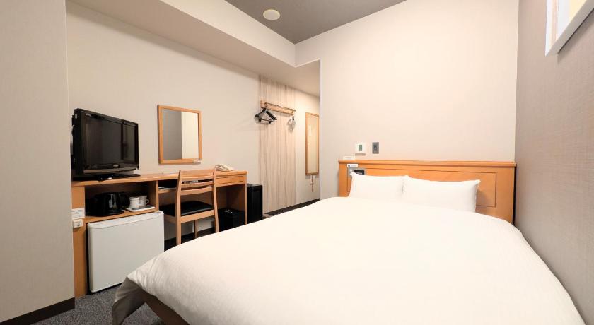 Image of Semi Double Room - Non-Smoking 0