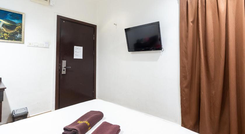 Image of Standard - Queen Room 6