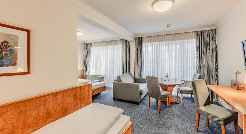 Image of Comfort Triple 0