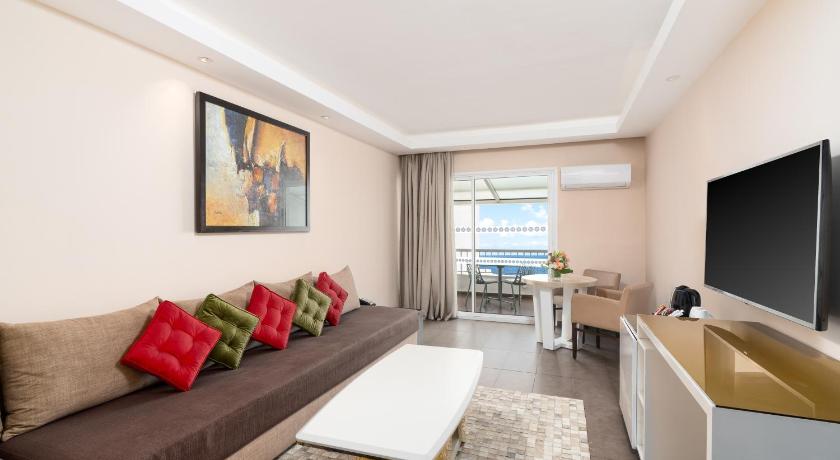 Image of Ambassador Suite 4