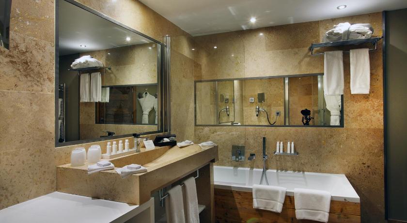 Image of Double Room 2