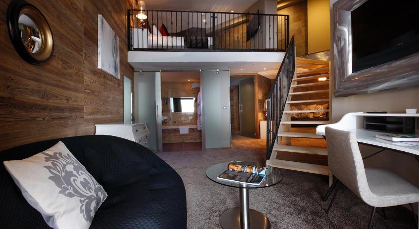 Image of Junior Suite 0