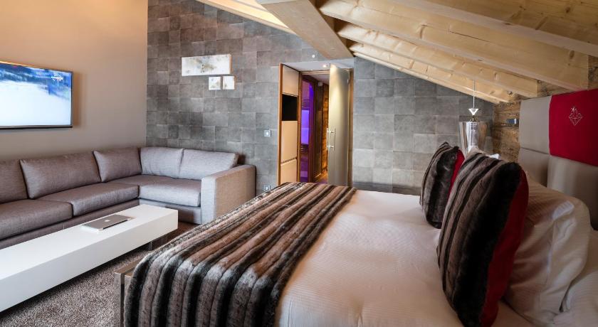 Image of Superior Junior Suite 0