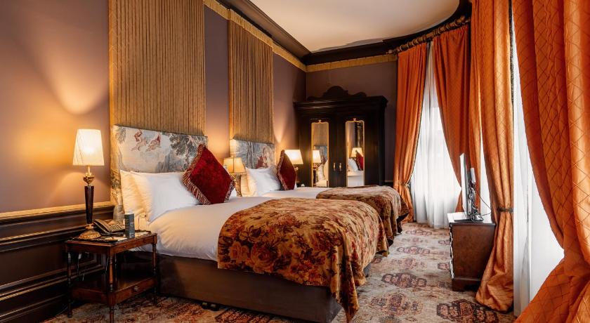 Image of Deluxe Double / Twin Room 0