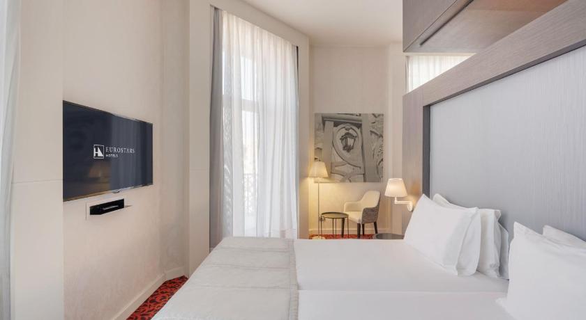 Image of Junior Suite Double or Twin 0