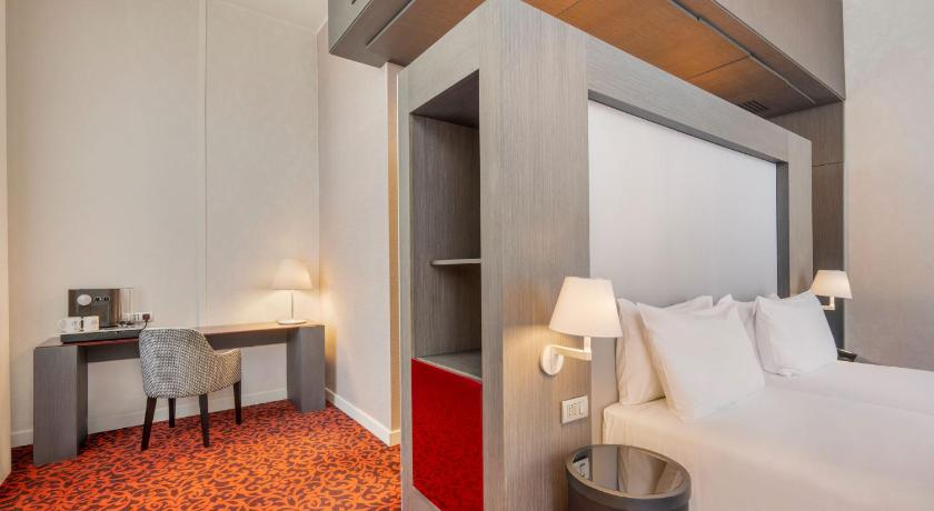 Image of Junior Suite Double or Twin 5
