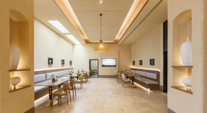 Atour Hotel Qingdao May Fourth Square Maikaile - image 21