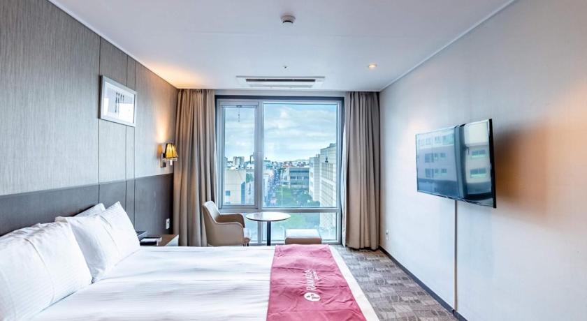 스탠다드 더블룸 (금연) (Standard Double Room - Non-Smoking) 이미지 0