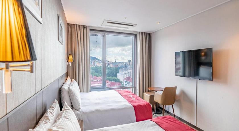 디럭스 패밀리 더블룸 (금연) (Deluxe Family Double Room - Non-Smoking) 이미지 4
