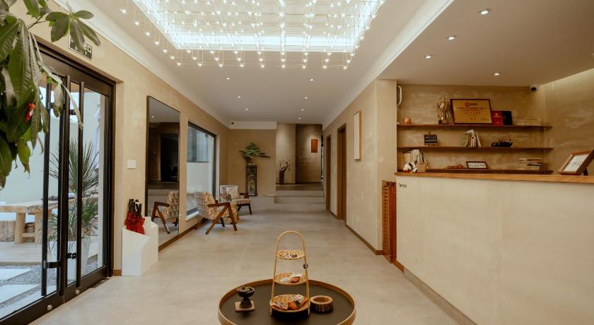 渭南 Huashan Sanwanduo hotel 华山三万多酒店 ホテル 施設