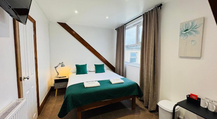 Image of Comfort Quadruple Room 1