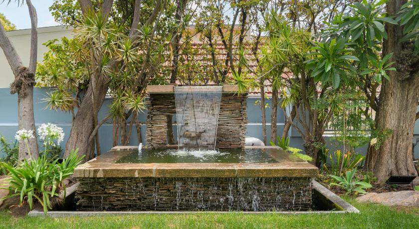 Disandt House by Neighbourgood - image 6