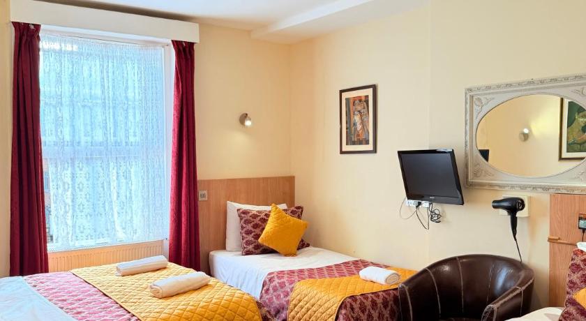 Image of Quad Room 10
