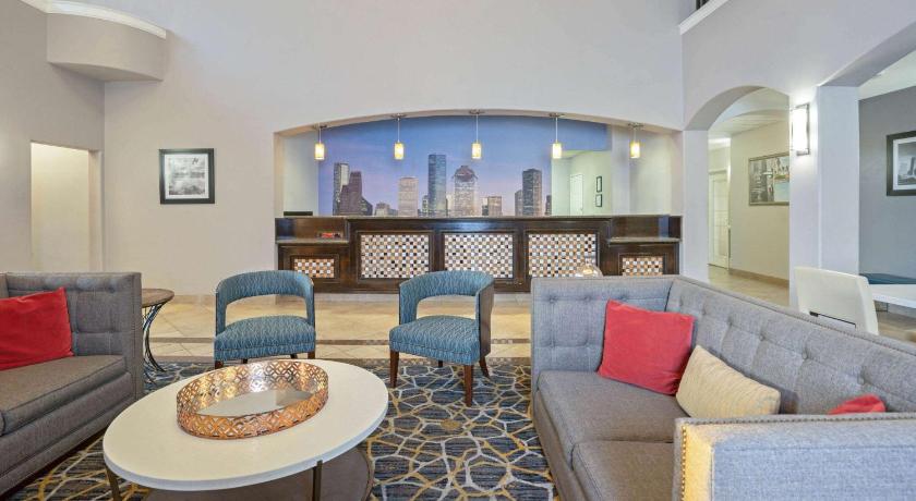 La Quinta by Wyndham Houston - Westchase - image 13