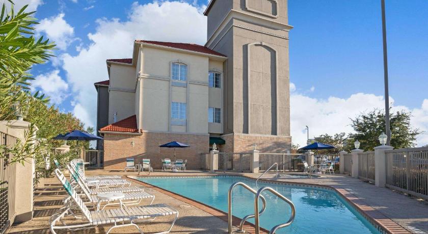 La Quinta by Wyndham Houston - Westchase - image 14
