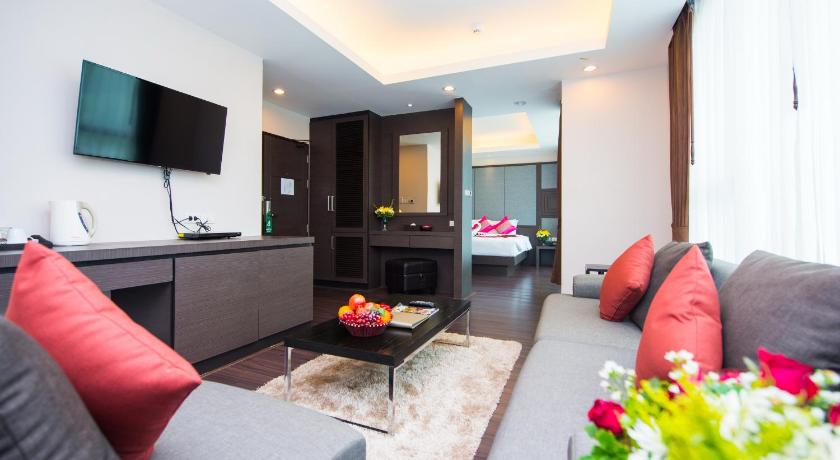 Image of Super Suite 1