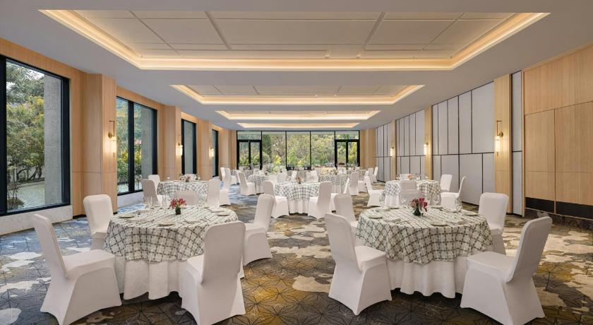 Le Meridien Dehradun Resort & Spa - image 16