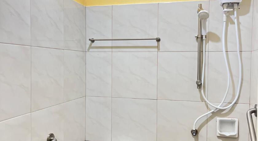 Olive Suites - image 13