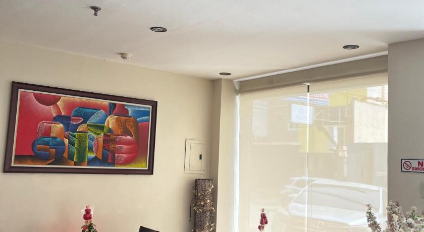 Olive Suites - image 8