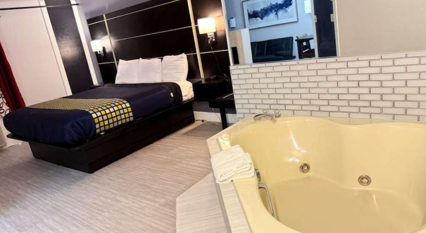 하스팅스 (MN) Coratel Inn & Suites by Jasper Hastings 2성급 숙소 스위트룸