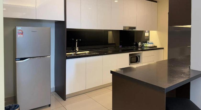 Image of 3 Bedroom Suite 10