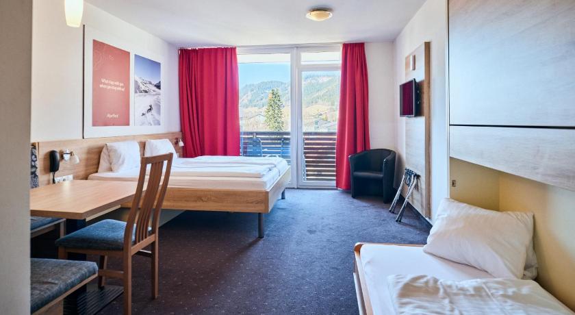 Image of Double Room + 2 Children 0