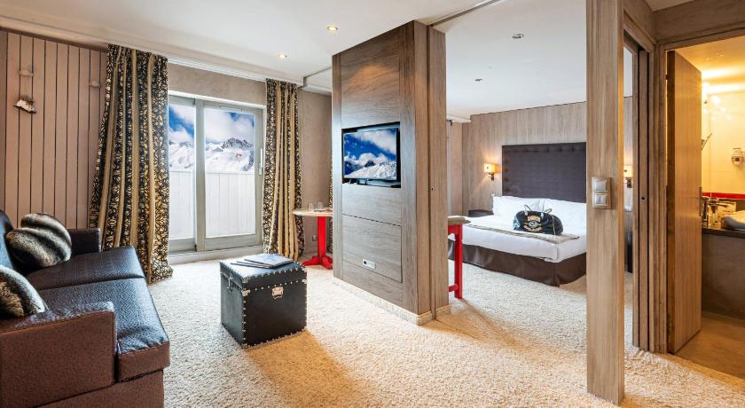 Image of Privilege Suite 0