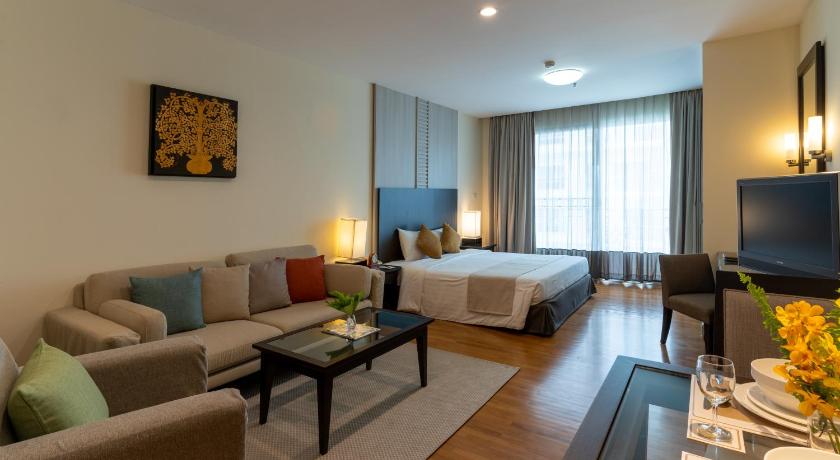 Image of Studio Suite 0
