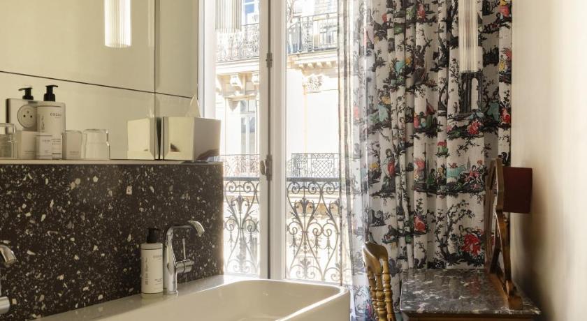 Image of Deluxe Double 2