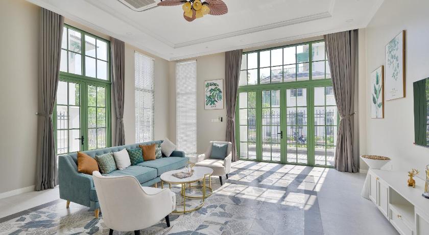 Biệt Thự 3 Phòng Ngủ (Three-Bedroom Villa)