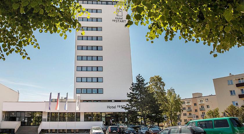 Hotel reStart